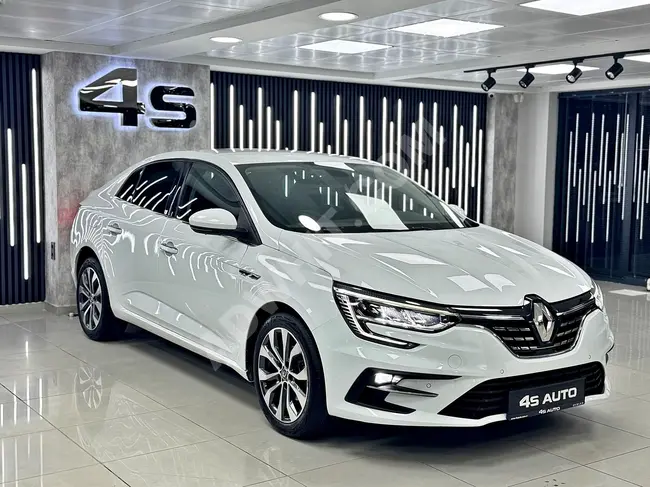 RENAULT MEGANE SEDAN  موديل 2023   بدون طلاء بمسافة 43,000 كم