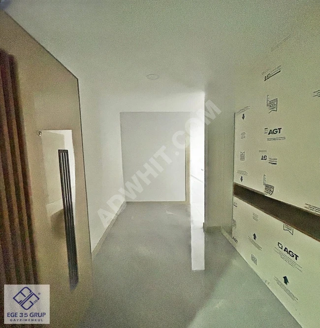 A 3+1 apartment with two facades in the new BUTİK complex, very close to the metrobüs.