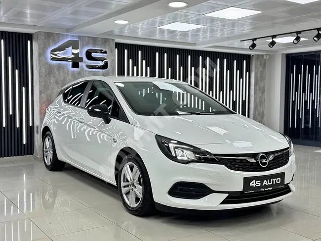 سيارة OPEL ASTRA EDITION موديل 2021 بمسافة 39,000 كم 1.5 ديزل أوتوماتيك 9AT