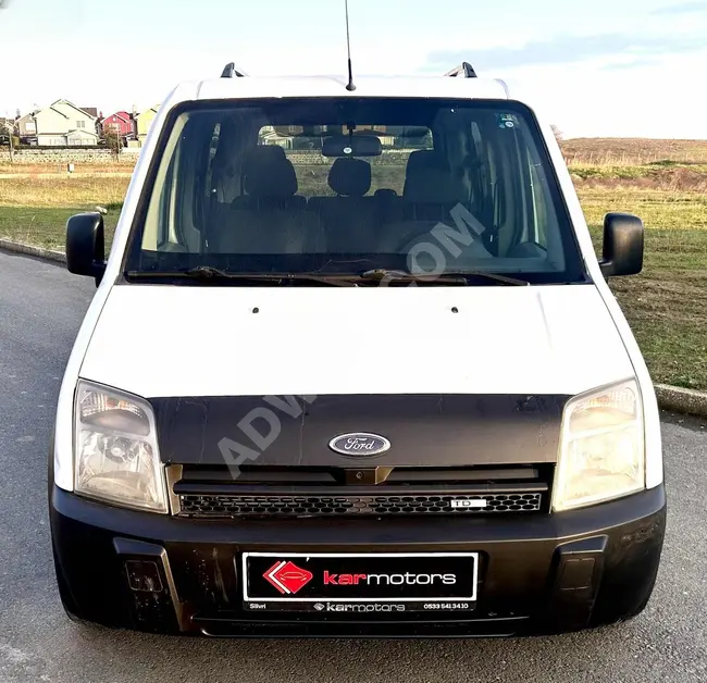 FORD TOURNEO CONNECT - موديل 2004 - بدون سجل حوادث - 1.5 طلاء