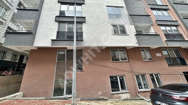 2+1 apartment with a closed parking space in a new building near the Metrobus station and shopping center.