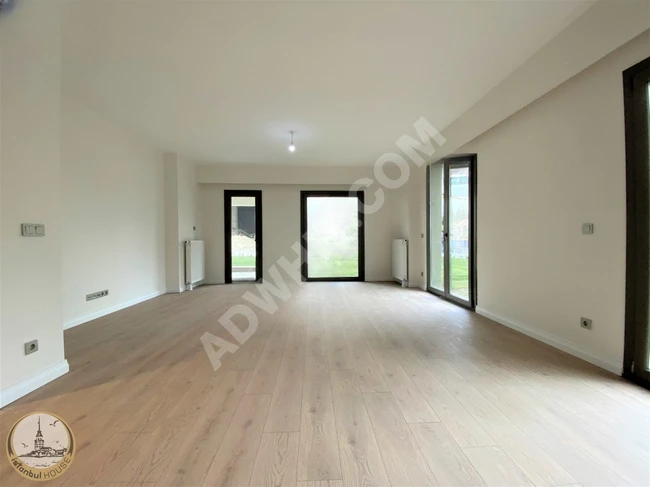 New 2+1 apartment with a private garden in Emlak Konut Bizim, Section 3