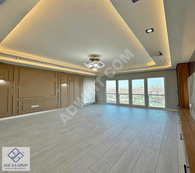 A luxurious 2+1 apartment with a spacious area suitable for families, located in a central location within a residential complex.