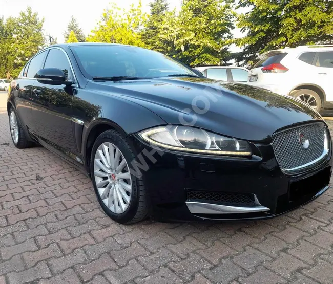 JAGUAR XF 2.2 D car, model 2012, with a distance of 198,000 km