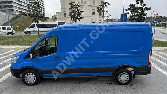 فان Ford Transit بمسافة **130 ألف كم ** بدون مصاريف 350 لتر دفع خلفي لون أصلي