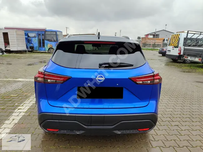 2023 QASHQAI 1.3 DIG-T 4X4 model with 9,800 km and a sunroof