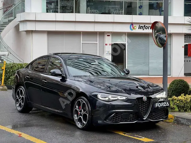 Alfa Romeo Giulia موديل  2023   أسود من الداخل فريد من نوعه منFORZA