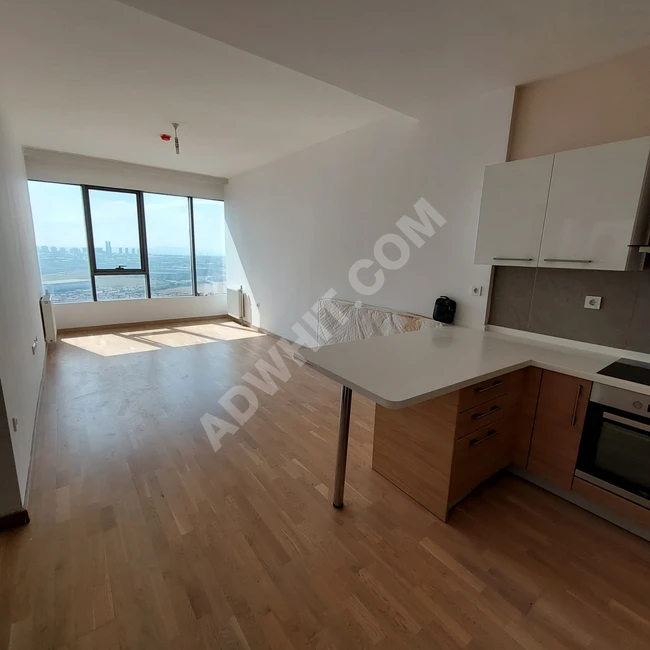 2+1 apartment with an open view in Istanbul Bahcekent within Koza Park complex