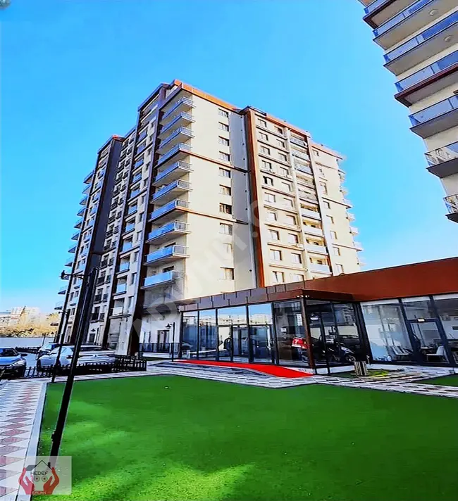 Apartment for sale 2+1 with balcony, urgent, in ESENYURT, PINAR neighborhood.