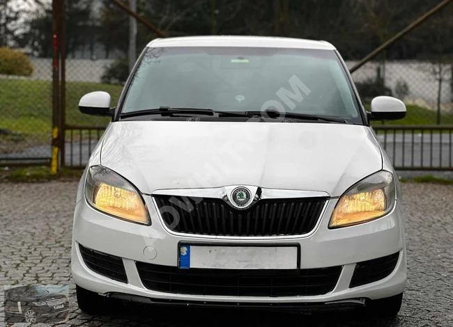 FABIA car 1.2 model 2012 - Heated mirrors / Armrest / Perfectly clean condition and error-free