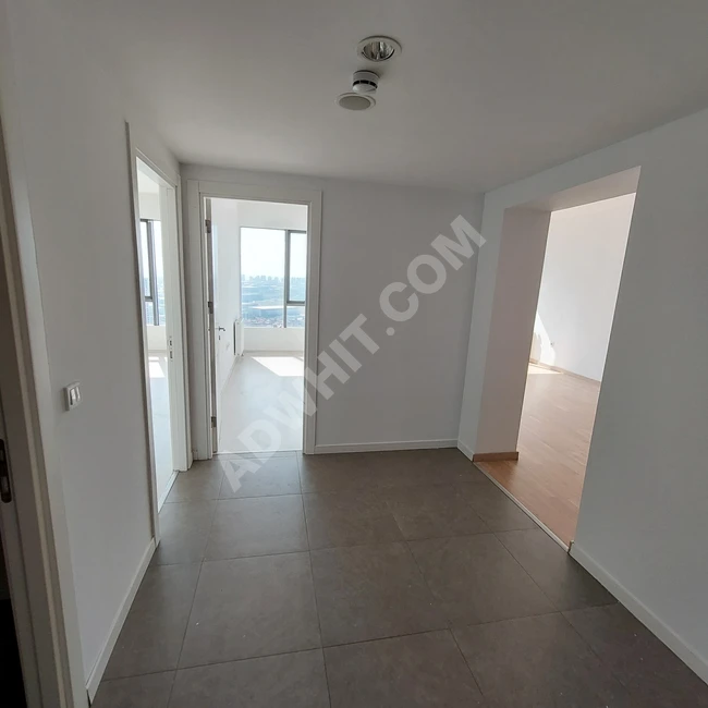 2+1 apartment with an open view in Istanbul Bahcekent within Koza Park complex