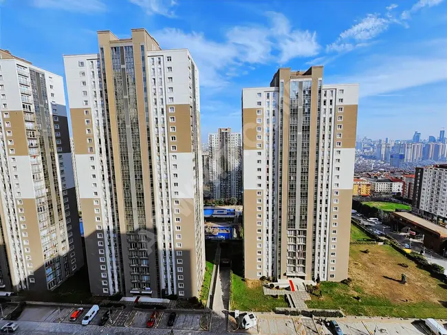 3+1 apartment for rent with a fully painted wardrobe, open front view in the İNNOVİA 2 complex.