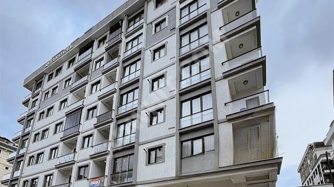 MERT GAYRİMENKUL'DEN SİTE İÇERİSİNDE 200M2 TERASLI İSKANLI DAİRE