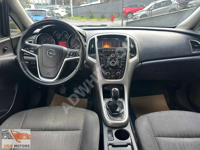 Opel Astra 1.3 CDTI ENJOY PLUS موديل 2012 بدون عيوب