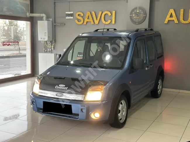 Ford Tourneo Connect موديل  2006 بابيين جانبيين الوحيدة بهذا السعر  .