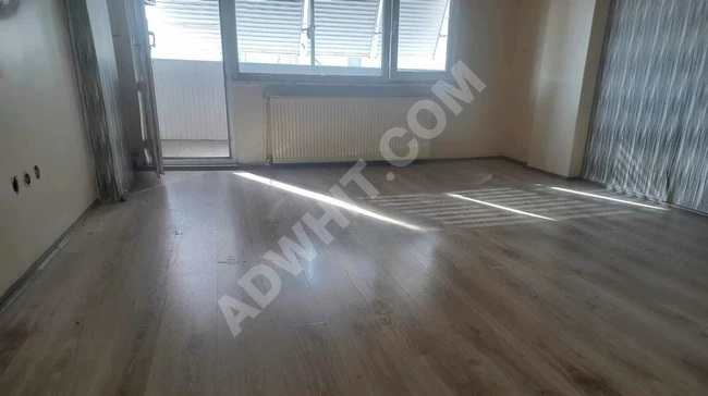 2+1 apartment for rent with a balcony and no additional fees, in the Fatih district by NET EMLAK.