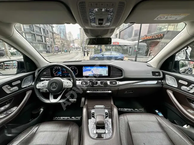 سيارة MERCEDES BENZ GLS400d 4MATIC موديل 2019 -  7 مقاعد