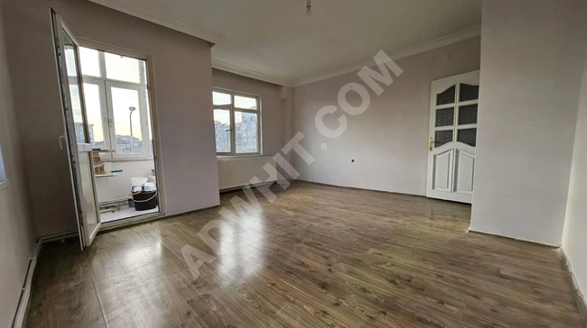 2+1 apartment for rent with an area of 70 square meters on the street - near the metro in İMAR BLOKLARI