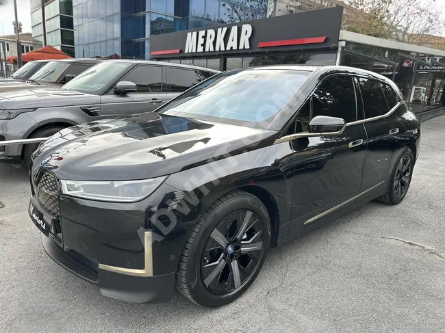 MERKAR - 2022 BMW iX xDrive40 BAYİ ÇEKİ DEMİRİ 14.250 KM HATASIZ