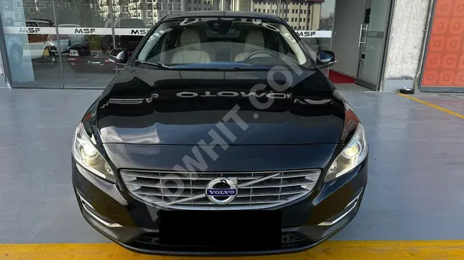 Volvo S60  - موديل 2018 - 91 الف كم - تدفئة للمقاعد