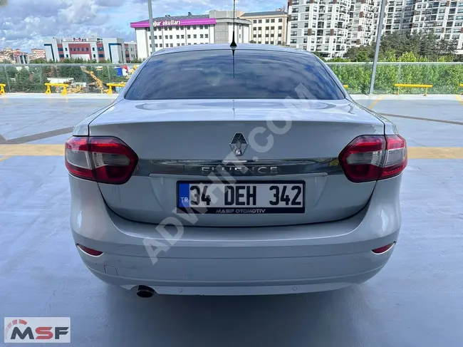 RENAULT FLUENCE İCON - موديل 2015 - 137000 كم - مانويل - 110 حصان