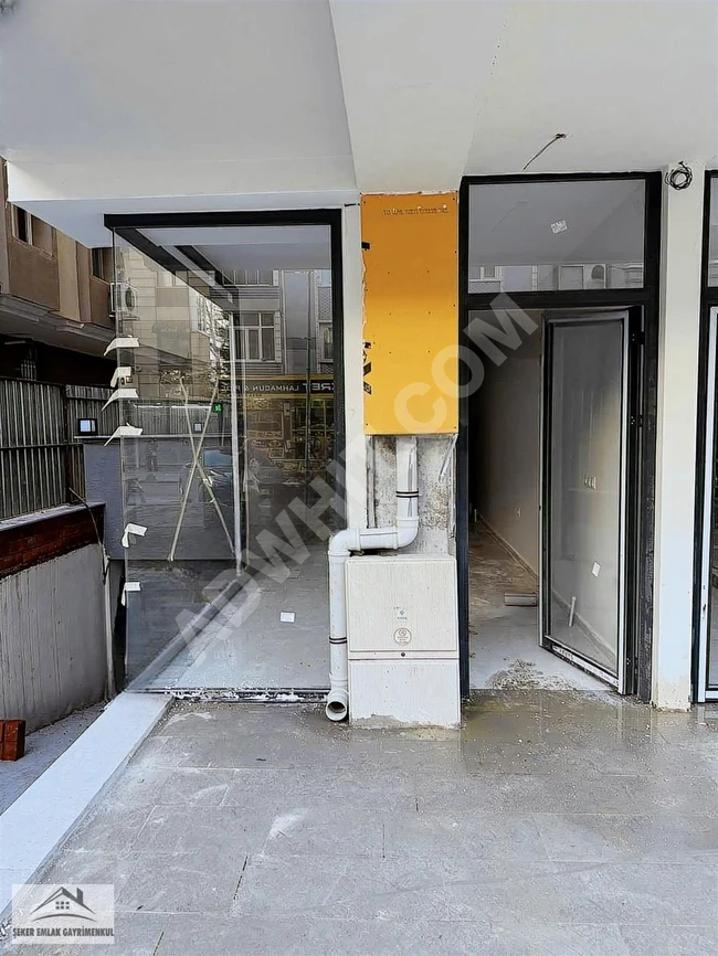 A shop for rent with an area of 32 square meters on the main street in CENNET neighborhood.