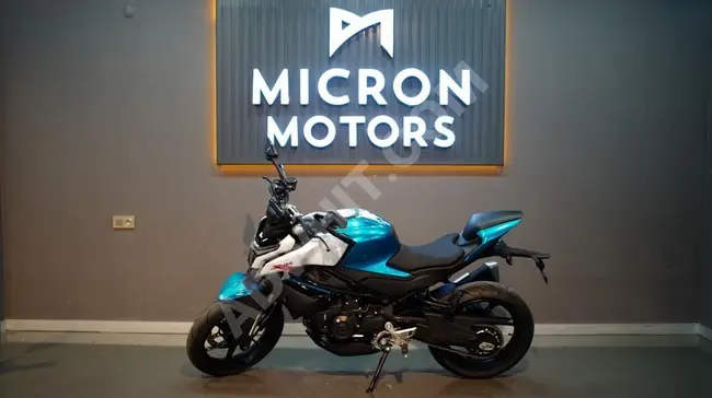 دراجة نارية CFmoto 450NK - آخر قطعة واحدة