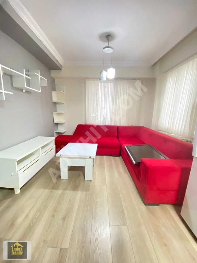 Furnished 1+1 apartment for rent near TRUMP TOWER - 7-8 minutes from the Metrobus Station in MECİDİYEKÖY