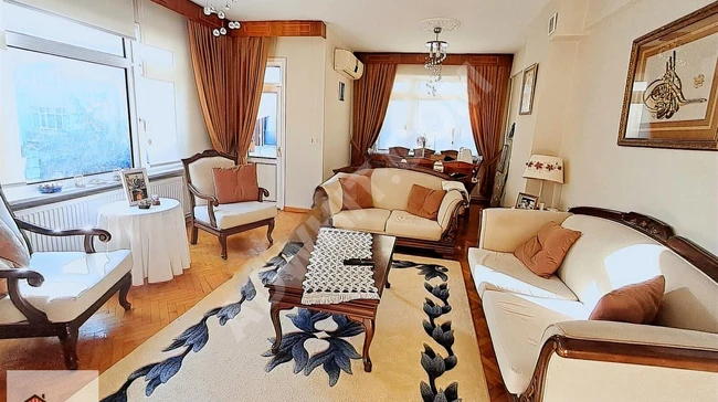 1+2 apartment in excellent condition in a great location in İCADİYE