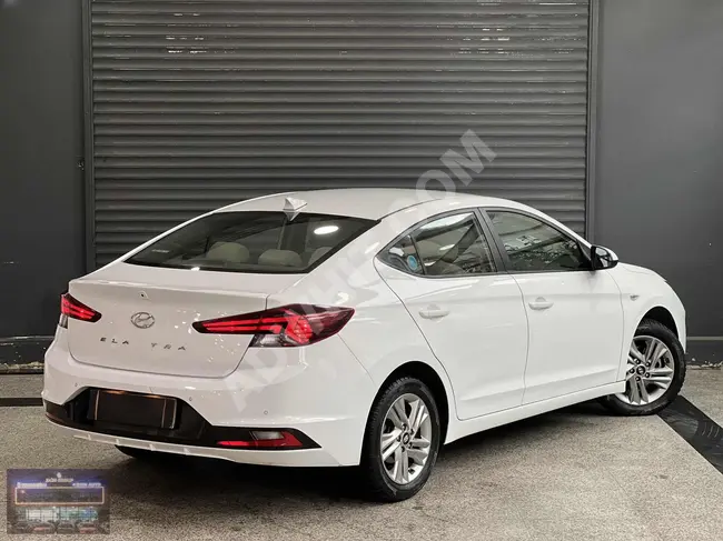 HYUNDAİ ELENTRA - Model 2019 - 112,000 km - Rear view - No paint - Free of defects - 20% tax