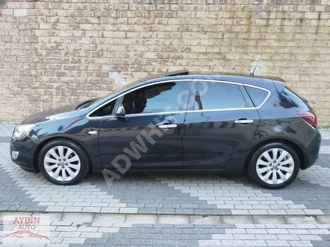 OPEL ASTRA 1.3CDTİ COSMO - موديل 2012 - سقف بانورامي - لا مثيل لها في النظافة