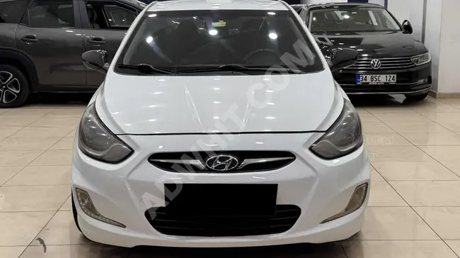 سيارة HYUNDAİ ACCENT BLUE موديل 2013