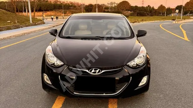 Hyundai Elantra- موديل 2012 - نصف المبلغ يتم دفعه نقداً والباقي يتم تقسيطه علي 12 شهر مع عمل سندات داخل شركتنا.