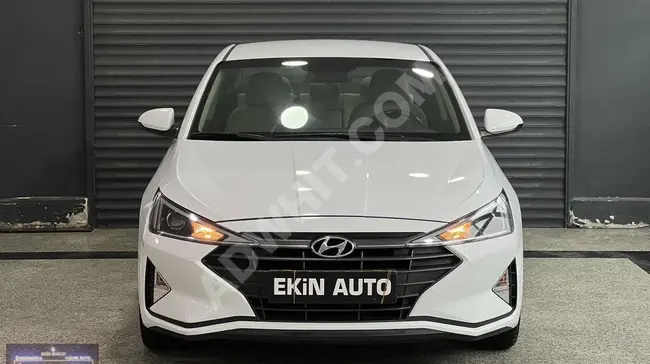 HYUNDAİ ELENTRA - Model 2019 - 112,000 km - Rear view - No paint - Free of defects - 20% tax