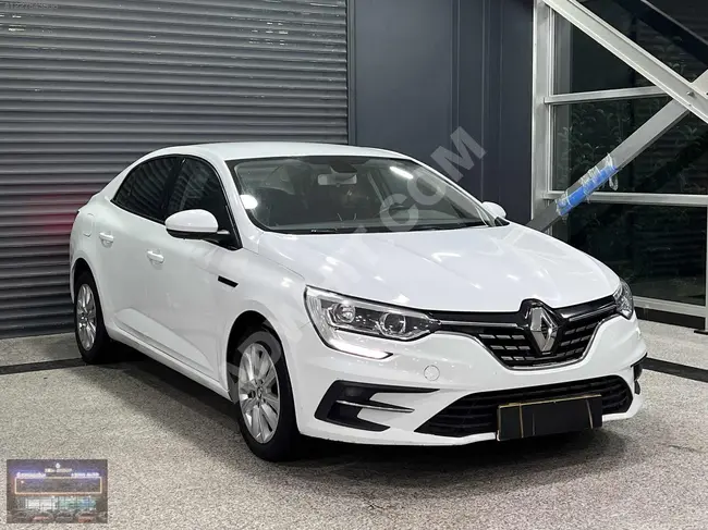 RENAULT MEGANE 1.3 TCE  - موديل 2022 - محرك 140 حصان - 44.000 كم - ضريبة 20%