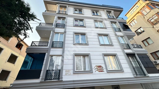 New duplex for sale with parking space in Bahçelievler district, Merkez neighborhood