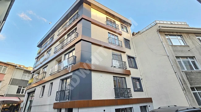 In the heart of Üsküdar, a 2+1 apartment in a new building - middle floor (special opportunity)