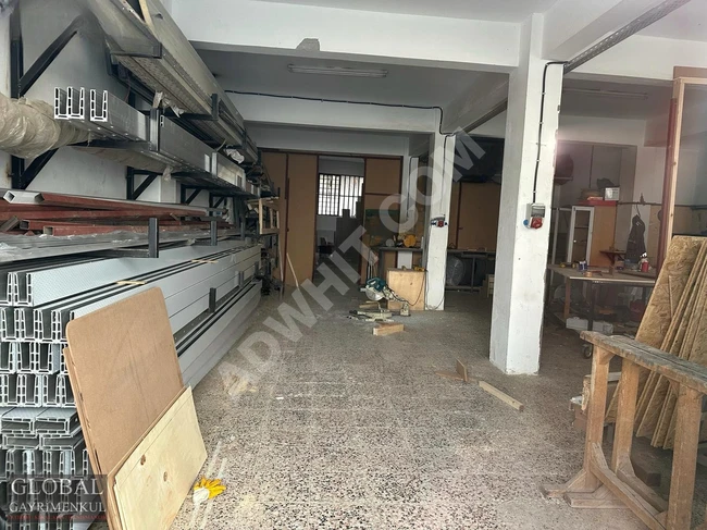 A spacious commercial store with an area of 150 square meters in KAĞITHANE GÜRSEL, with direct entrance and suitable for use.