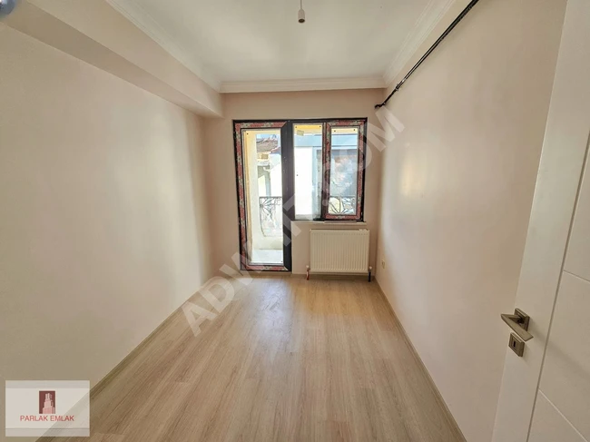 Apartment for sale in the center of Üsküdar area in a new building 3+1, third floor