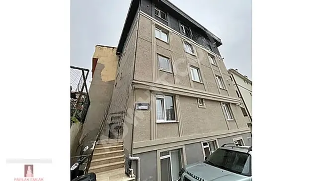 2+2 duplex in a new building with an elevator - by PARLAK