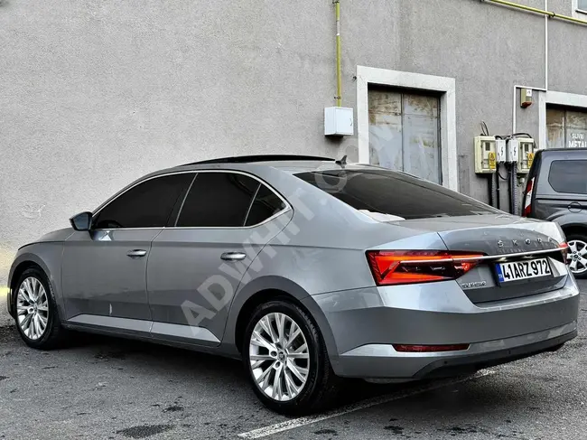 سيارة SKODA SUPERB 1.5 TSI PRESTİGE موديل 2021 - بسقف زجاجي فريد من نوعه