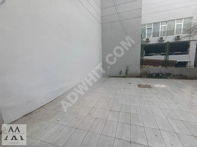 Apartment for sale in a new building in BAKIRKÖY, two minutes from MARMARA