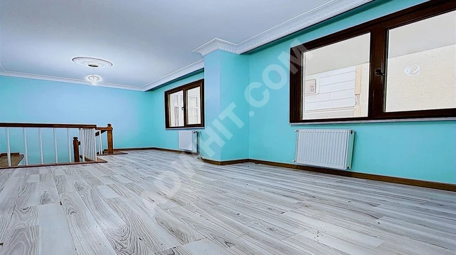 Duplex 3+2 apartment for sale near transport facilities in BEYLİKDÜZÜ