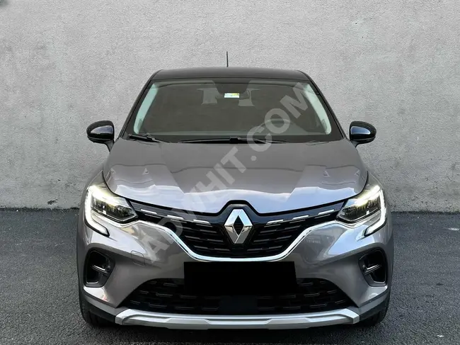 DEHA'DAN 2022 RENAULT CAPTUR 1.3 TCe İCON MİLD HYBRİD EDC