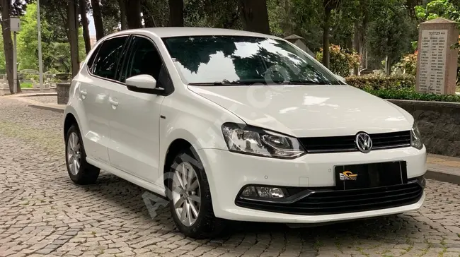 سيارة Volkswagen Polo ديزل أوتوماتيكي بدون تغييرات، نظيفة جداً وبدون مصاريف.