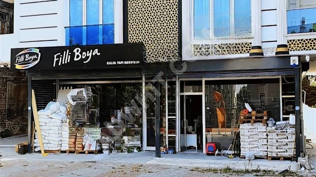 Urgent: A store with an area of 230 square meters facing Hatboyu Street in Küçükçekmece.