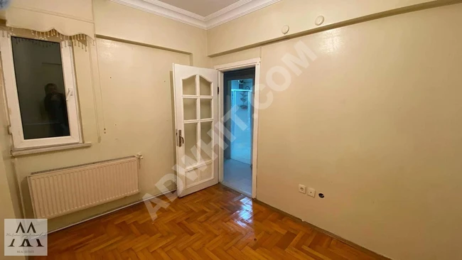 3+1 apartment with garden and interior design in a central location on the BAKIRKÖY coast