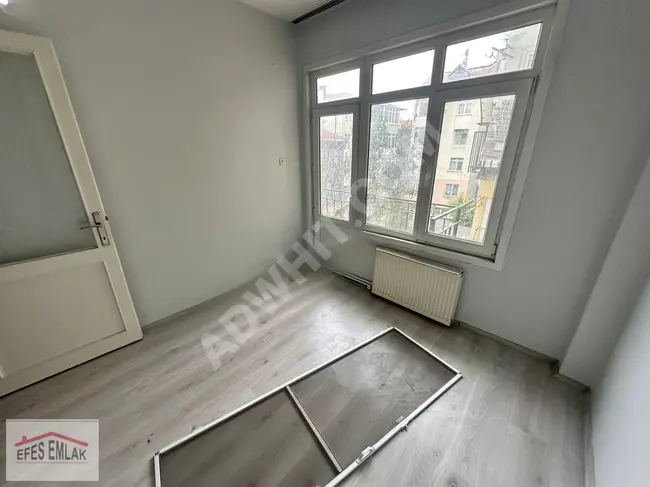 Bright and spacious apartment for rent on the second floor near the pier in KADIKÖY