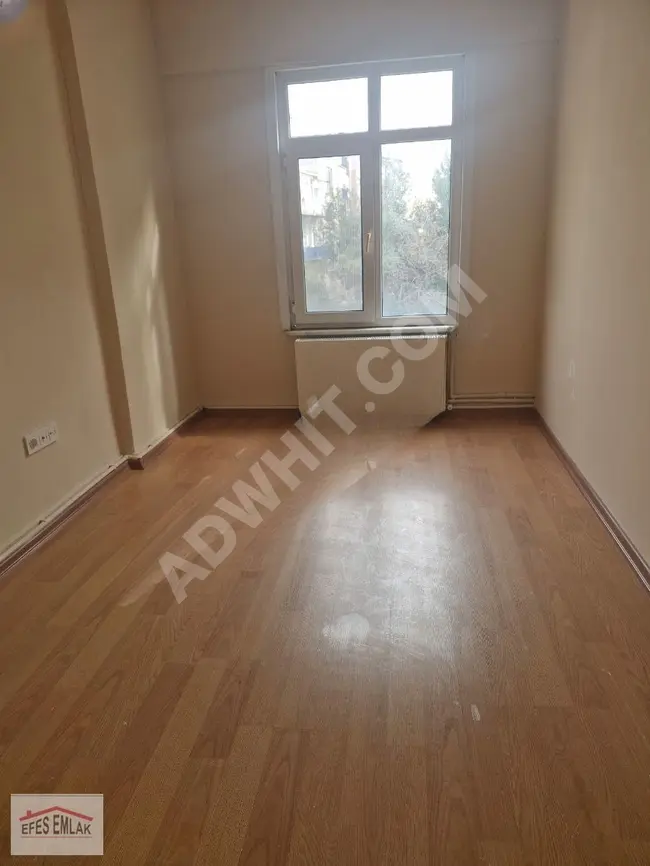 1+1 apartment for rent with no expenses on KARAKOLHANE Street in KADIKÖY