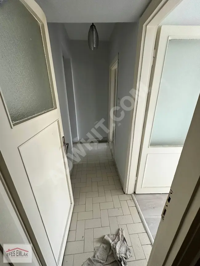 Bright and spacious apartment for rent on the second floor near the pier in KADIKÖY